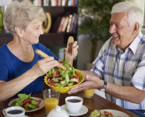 la alimentación como forma de prevenir la demencia en personas mayores